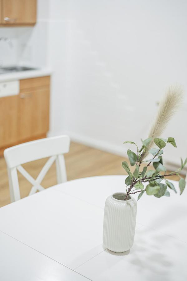 Central City Rooms By Home2 Vienne Extérieur photo